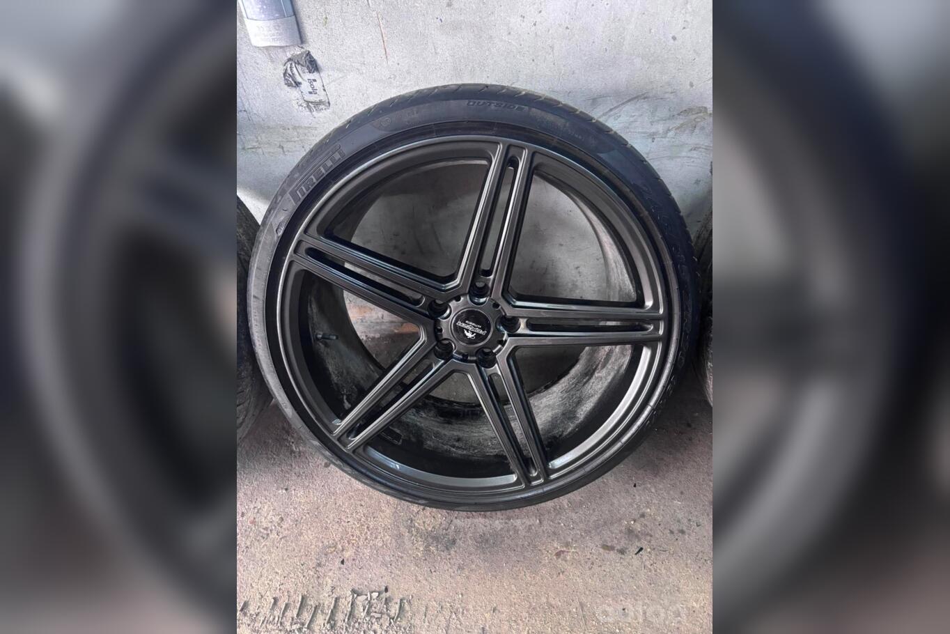 BMW, light alloy
