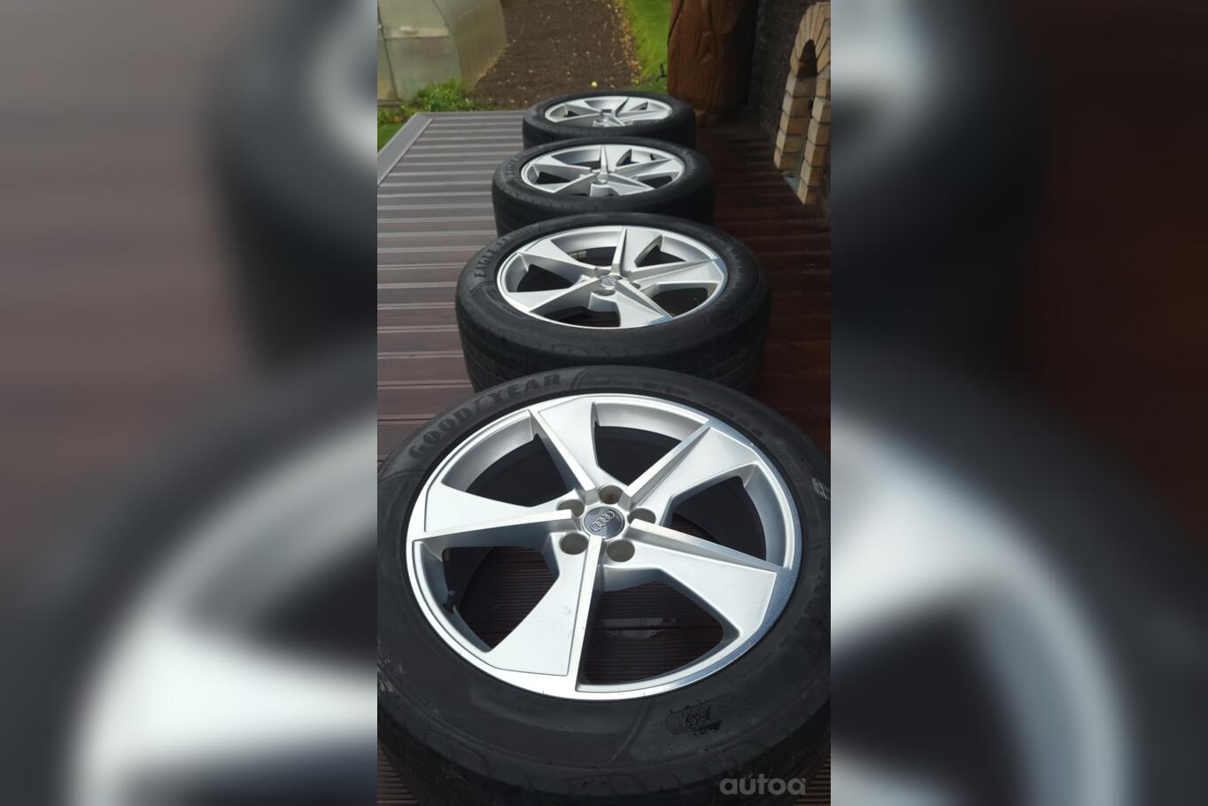 AUDI, light alloy