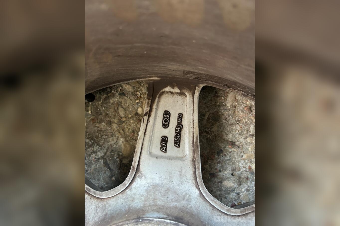 Audi, aliaj ușor