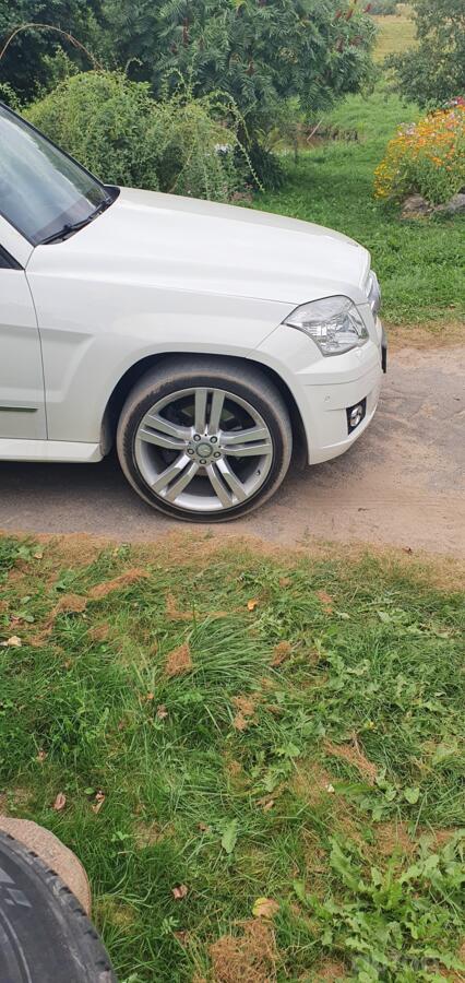 Mercedes, light alloy