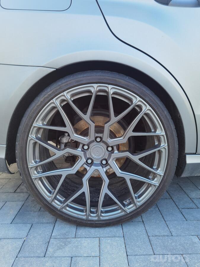 Vossen, light alloy