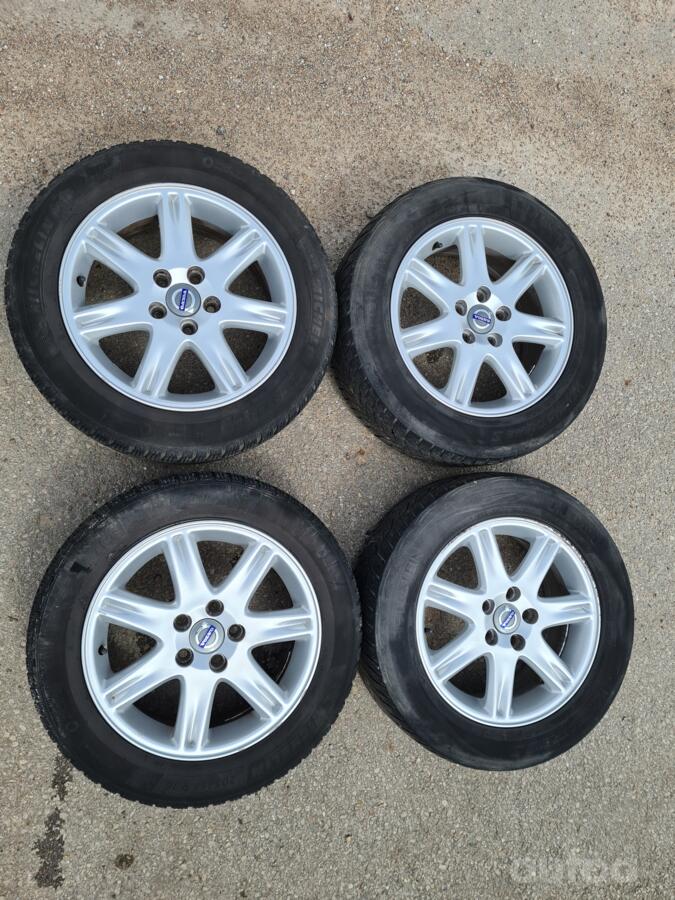 Volvo, aliaj ușor