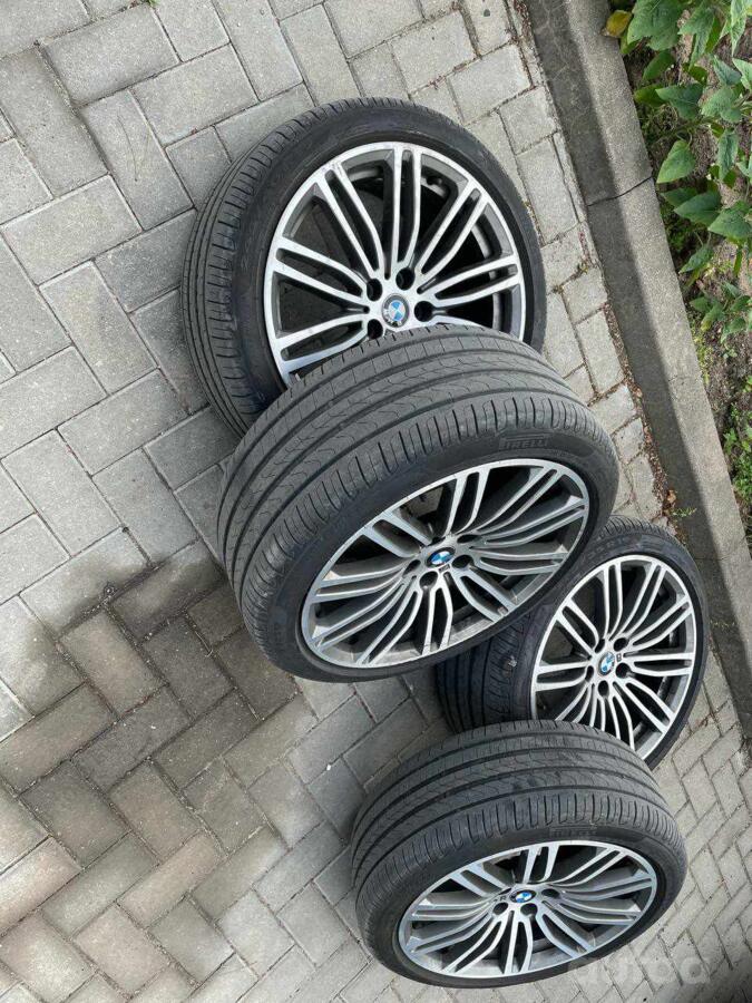 Bmw, light alloy