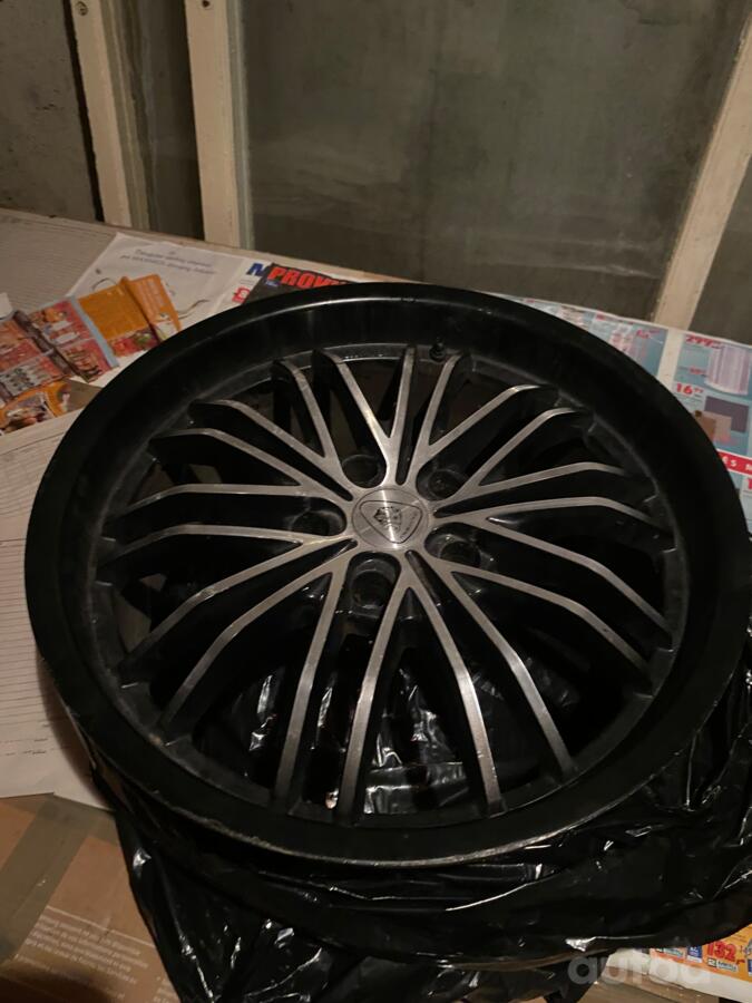 Bmw, light alloy