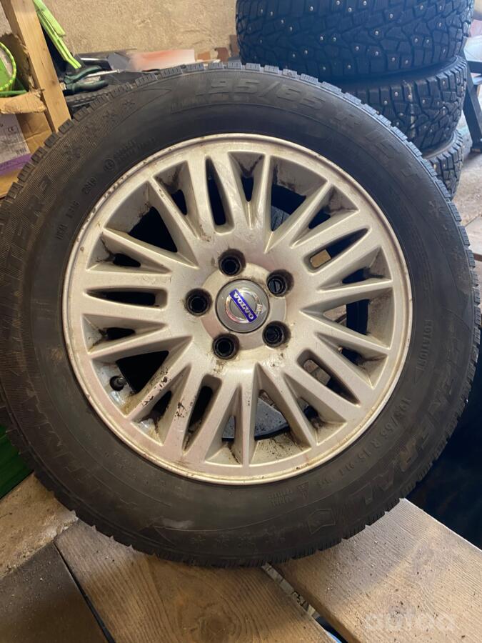 Volvo, light alloy