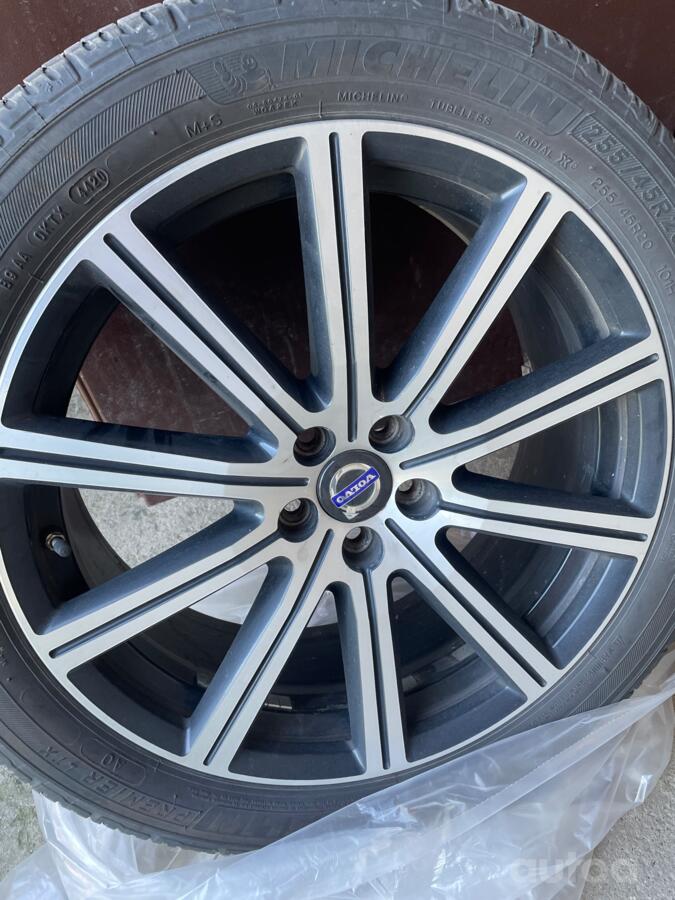 Volvo, light alloy
