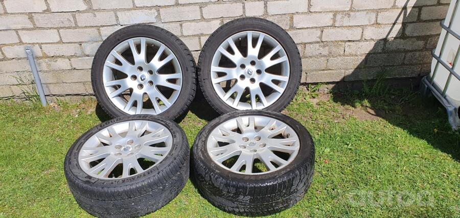 Renault, light alloy