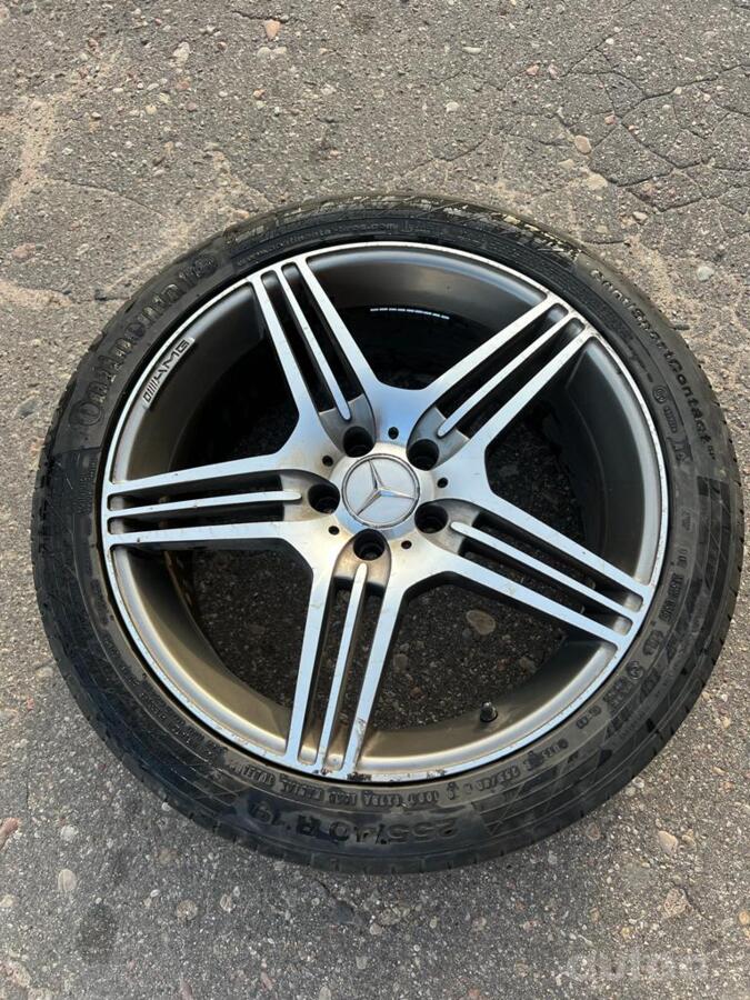 Mercedes, light alloy