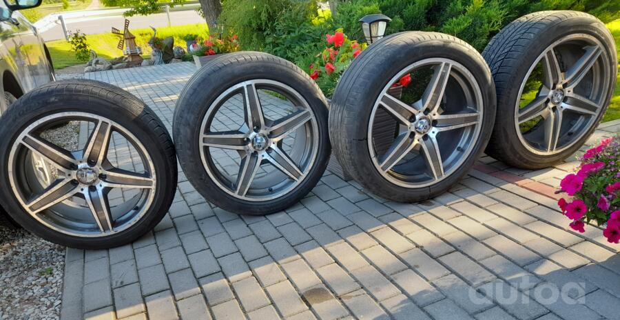 Mercedes Benz, light alloy