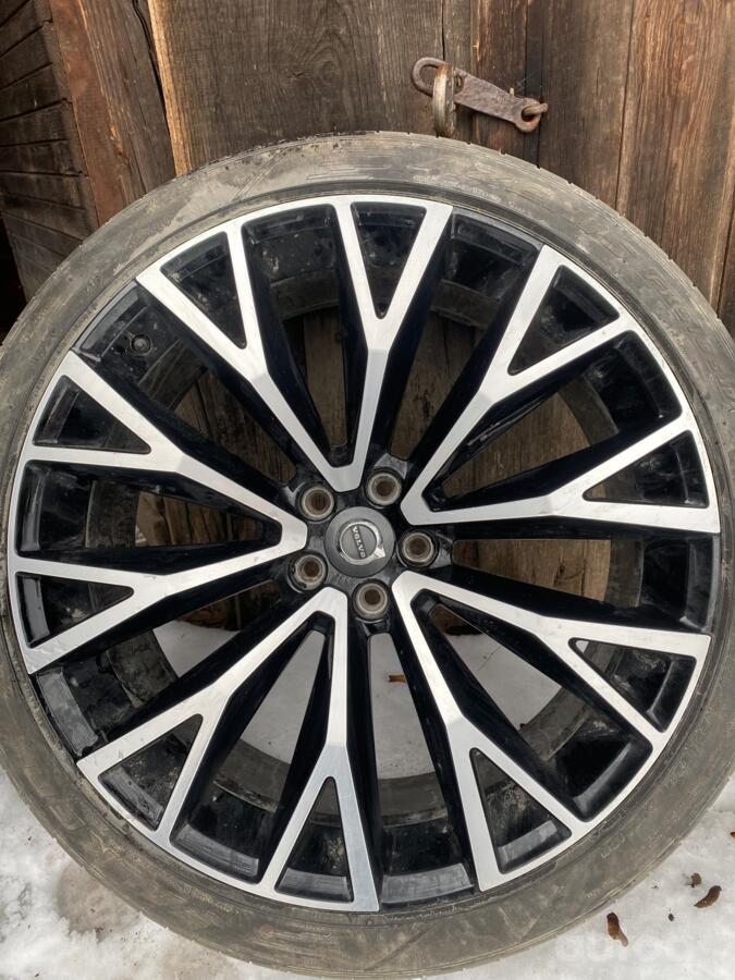 Volvo, Легкосплавные