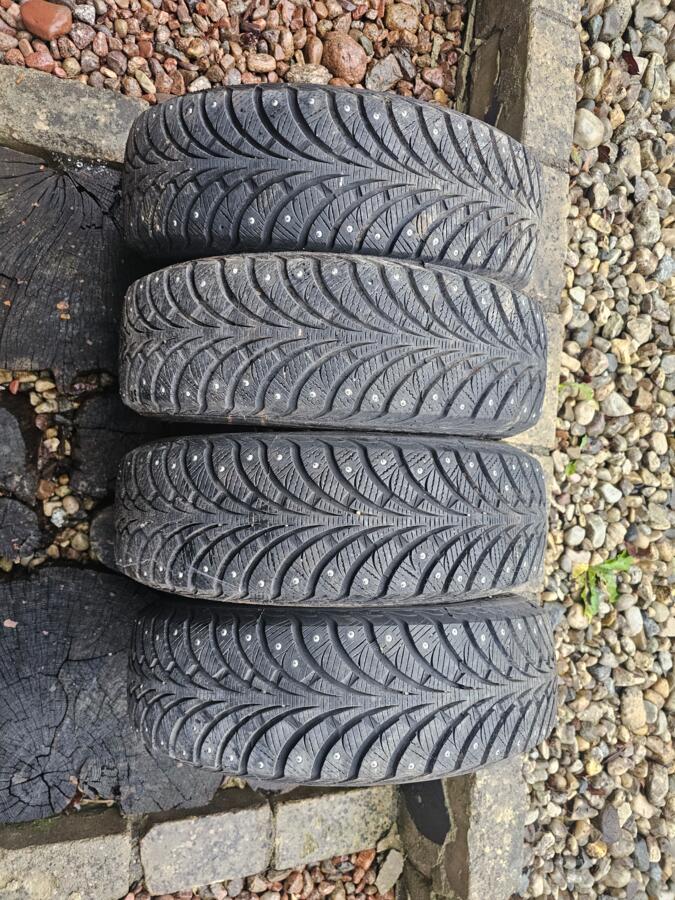 Goodyear Ultra Grip Extreme