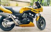 Yamaha FZS 600 Fazer