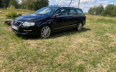 Volkswagen Passat B6 wagon 5-doors