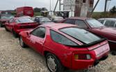 Porsche 928 GTS Coupe