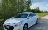 Hyundai Sonata YF Hybrid Sedan 4-doors