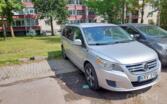 Volkswagen Routan 1 generation Minivan