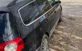 Volkswagen Passat B6 wagon 5-doors