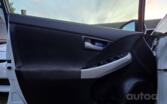 Toyota Prius 3 generation [restyling] Hatchback