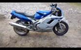 Yamaha FZR