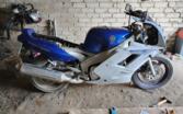 Yamaha FZR