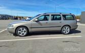 Volvo V70 2 generation wagon