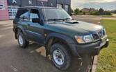 Nissan Patrol Y61 SUV 3-doors