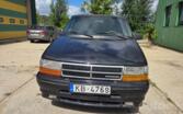 Chrysler Voyager 2 generation Grand minivan 4-doors