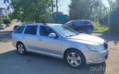 Skoda Octavia 2 generation [restyling] Combi wagon 5-doors