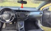 Toyota Auris 2 generation Hybrid hatchback 5-doors