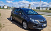 Opel Zafira C Tourer minivan
