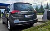 Opel Zafira C Tourer minivan