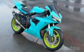 Yamaha R1