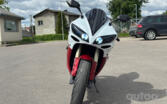 Yamaha R1