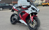 Yamaha R1
