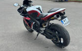 Yamaha R1