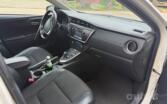 Toyota Auris 2 generation Touring Sports Hybrid wagon 5-doors