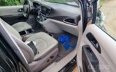 Chrysler Pacifica 2 generation Minivan