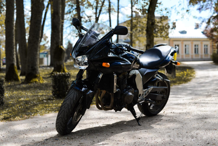 Kawasaki ZR