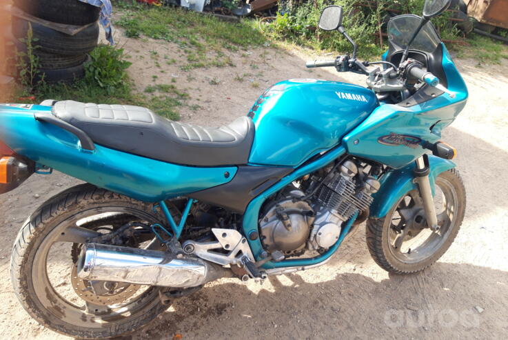 Yamaha XJ