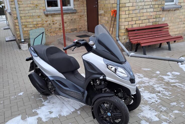 Piaggio MP3