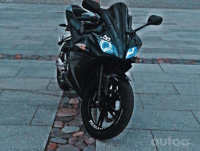 Yamaha YZF