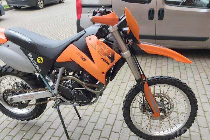 KTM 640