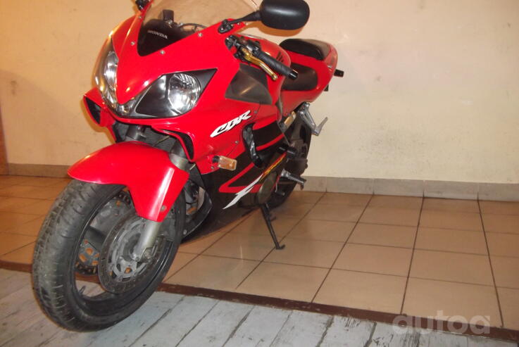 Honda CBR