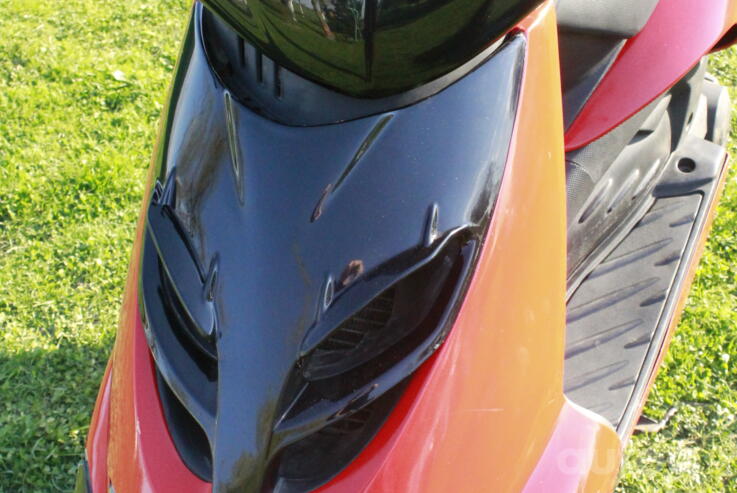 Aprilia SR