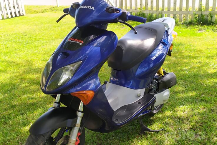 Honda XR