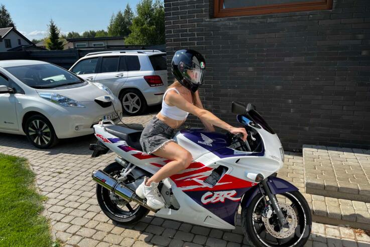 Honda CBR