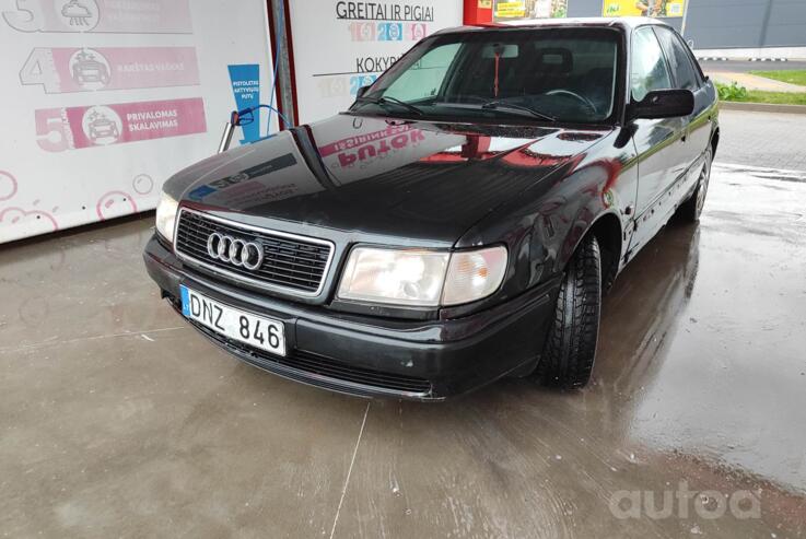 Audi 100 4A/C4 Sedan