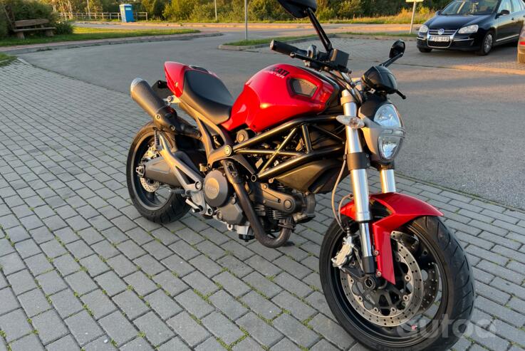 Ducati Monster