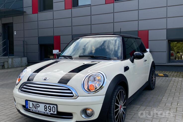 Mini Cooper R56 Hatchback