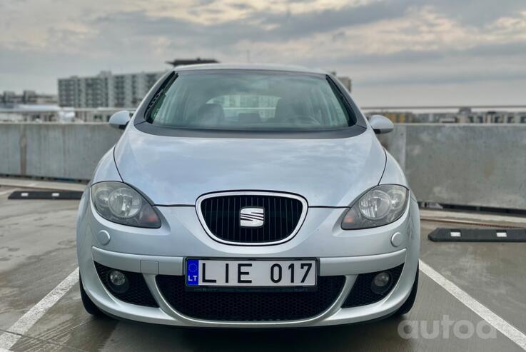 SEAT Toledo 3 generation Hatchback